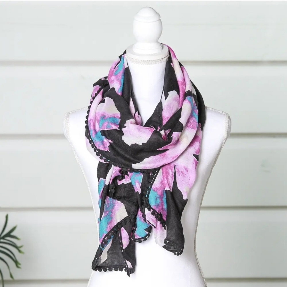 Black w/Pink Scarf